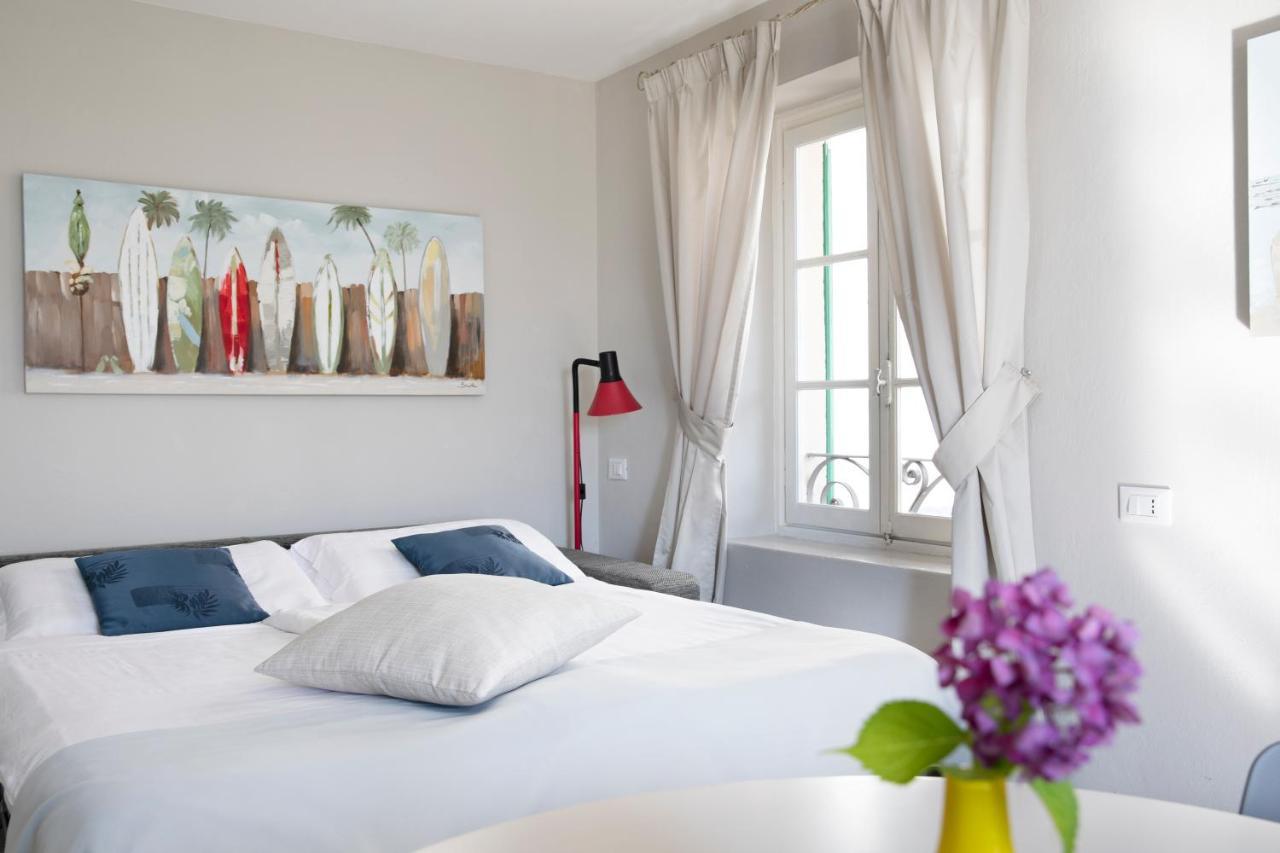 Charming Moment Di Villa Porta - Borgo Antico Luino Exterior foto