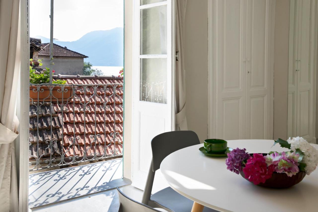 Charming Moment Di Villa Porta - Borgo Antico Luino Exterior foto